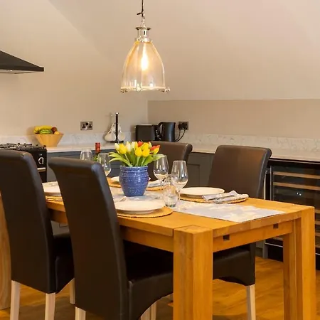 The Hideaway Sutton (North Yorkshire)